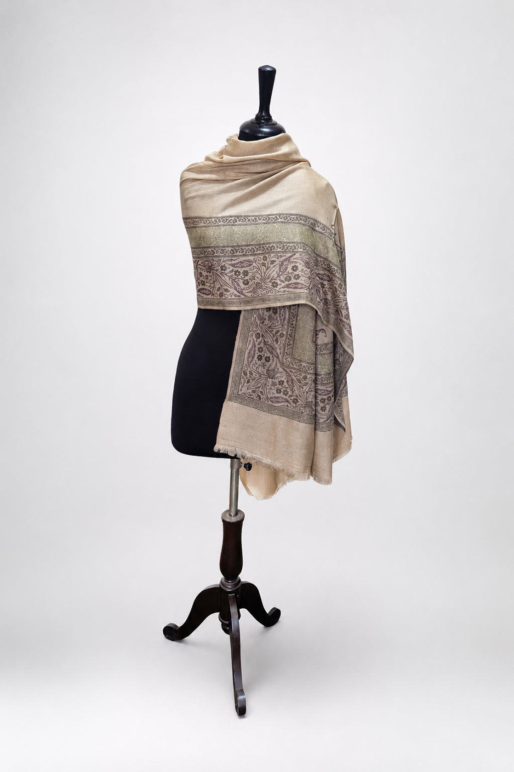 Premium Kani Shawl with Kashmiri Floral Motifs