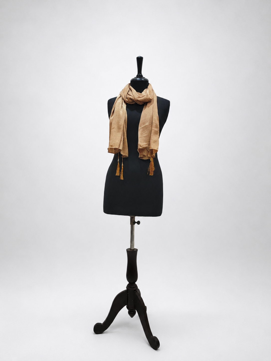 Classic Jacquard Linen Stole