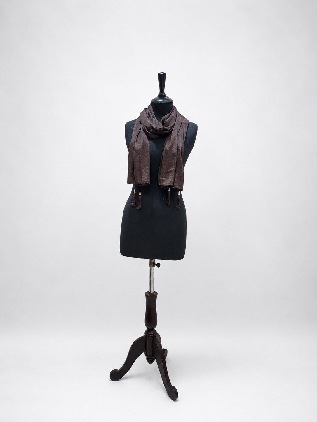 Classic Jacquard Linen Stole