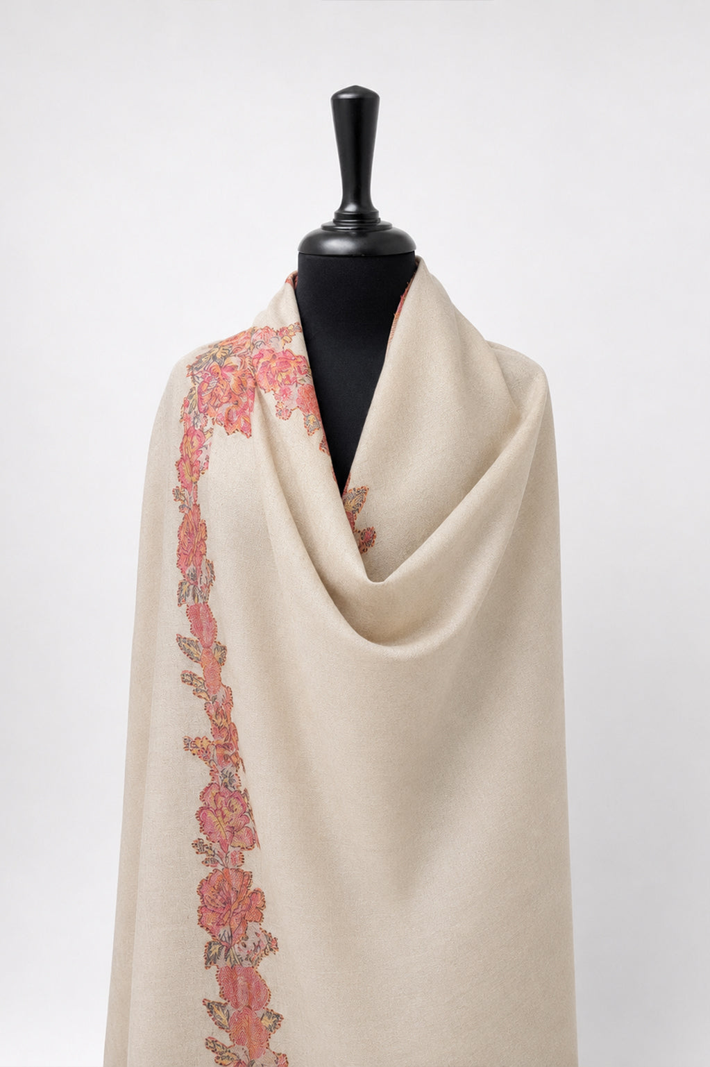 Premium Kani Shawl with Kashmiri-Inspired Floral Motifs