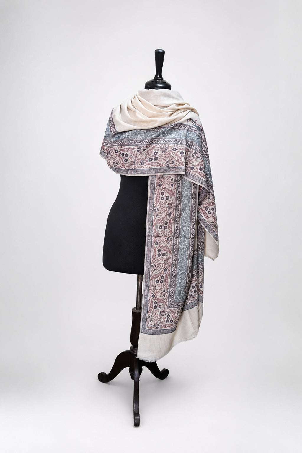 Premium Kani Shawl with Kashmiri Floral Motifs