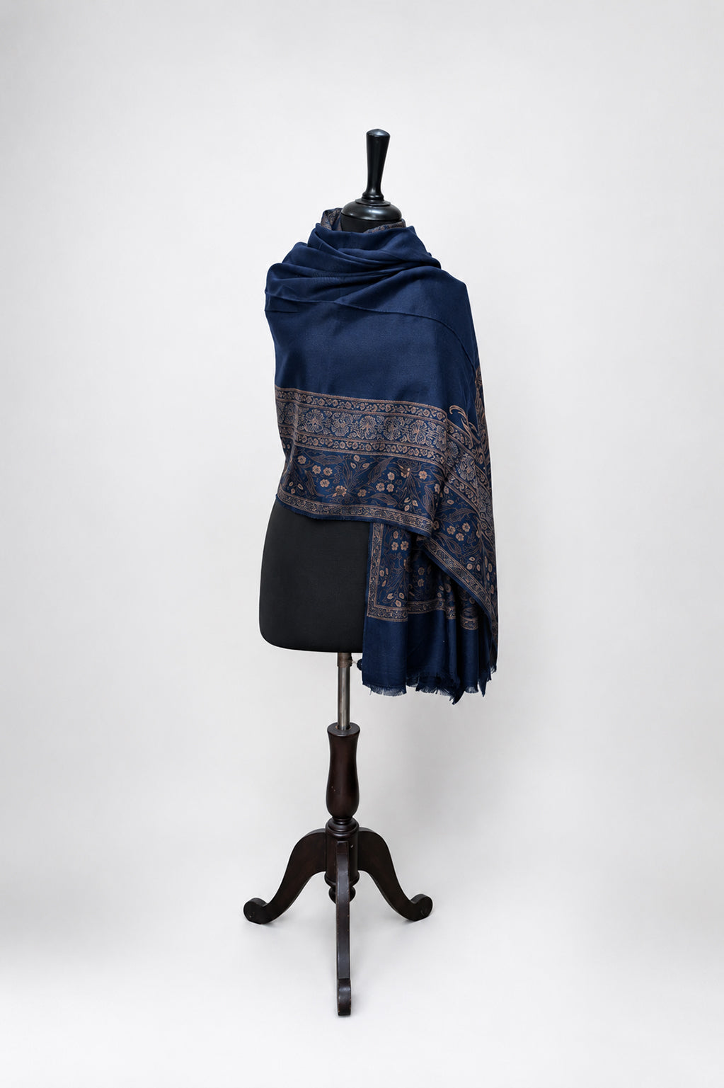 Premium Kani Shawl with Kashmiri Floral Motifs