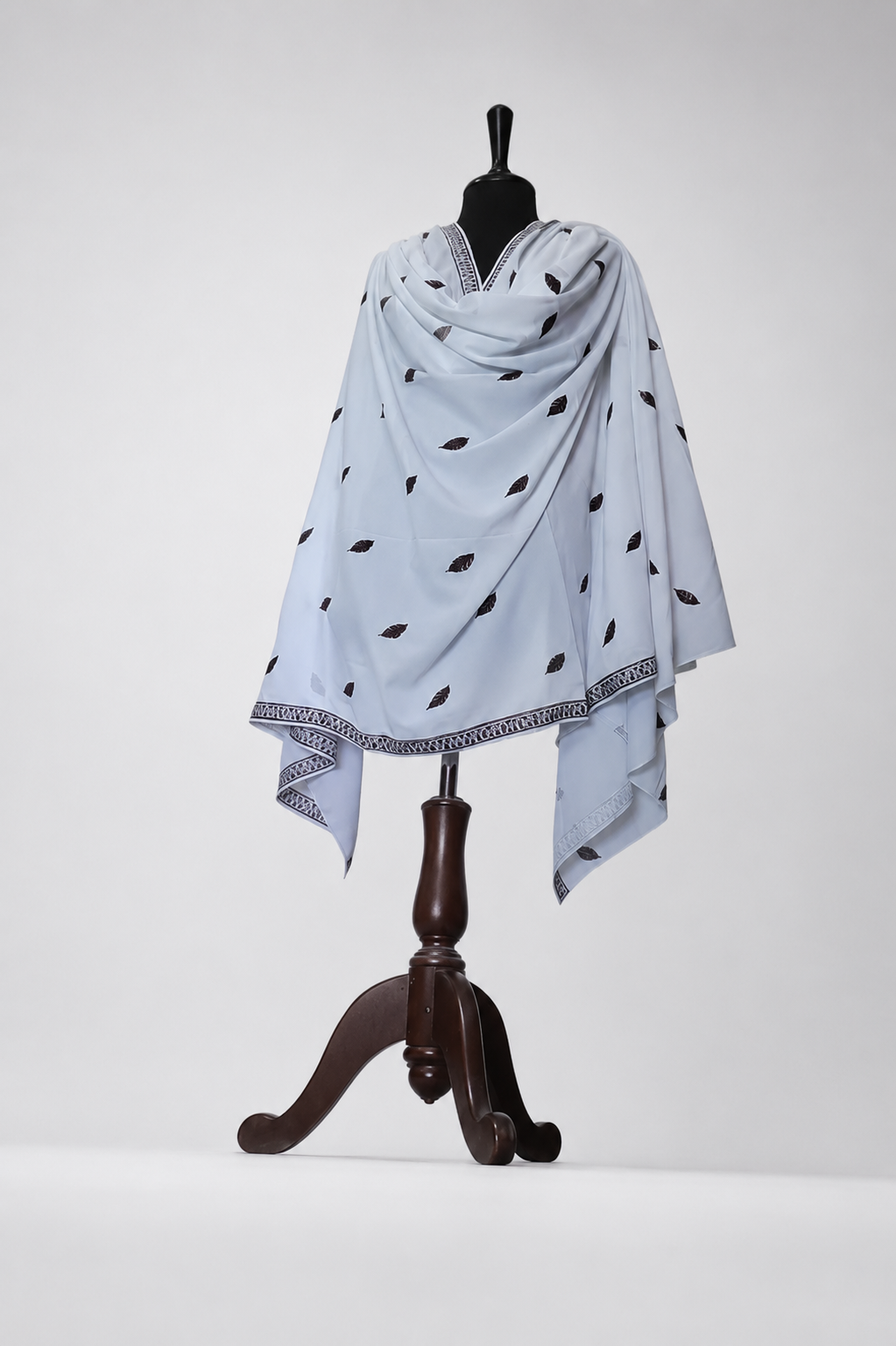 Sufaid Chandni Shawl
